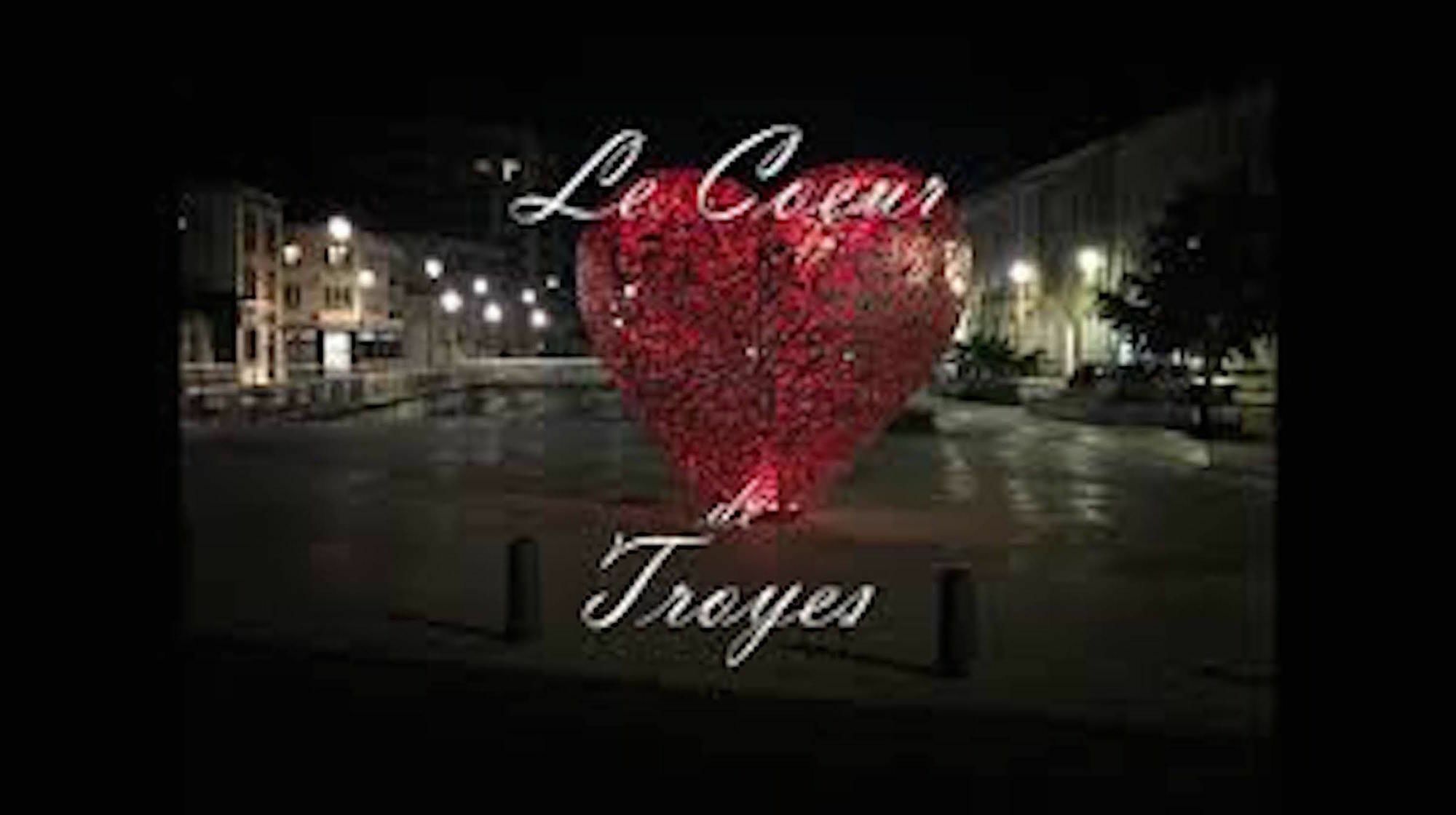 Logis Hotel Du Cirque Troyes Centre Historique Esterno foto